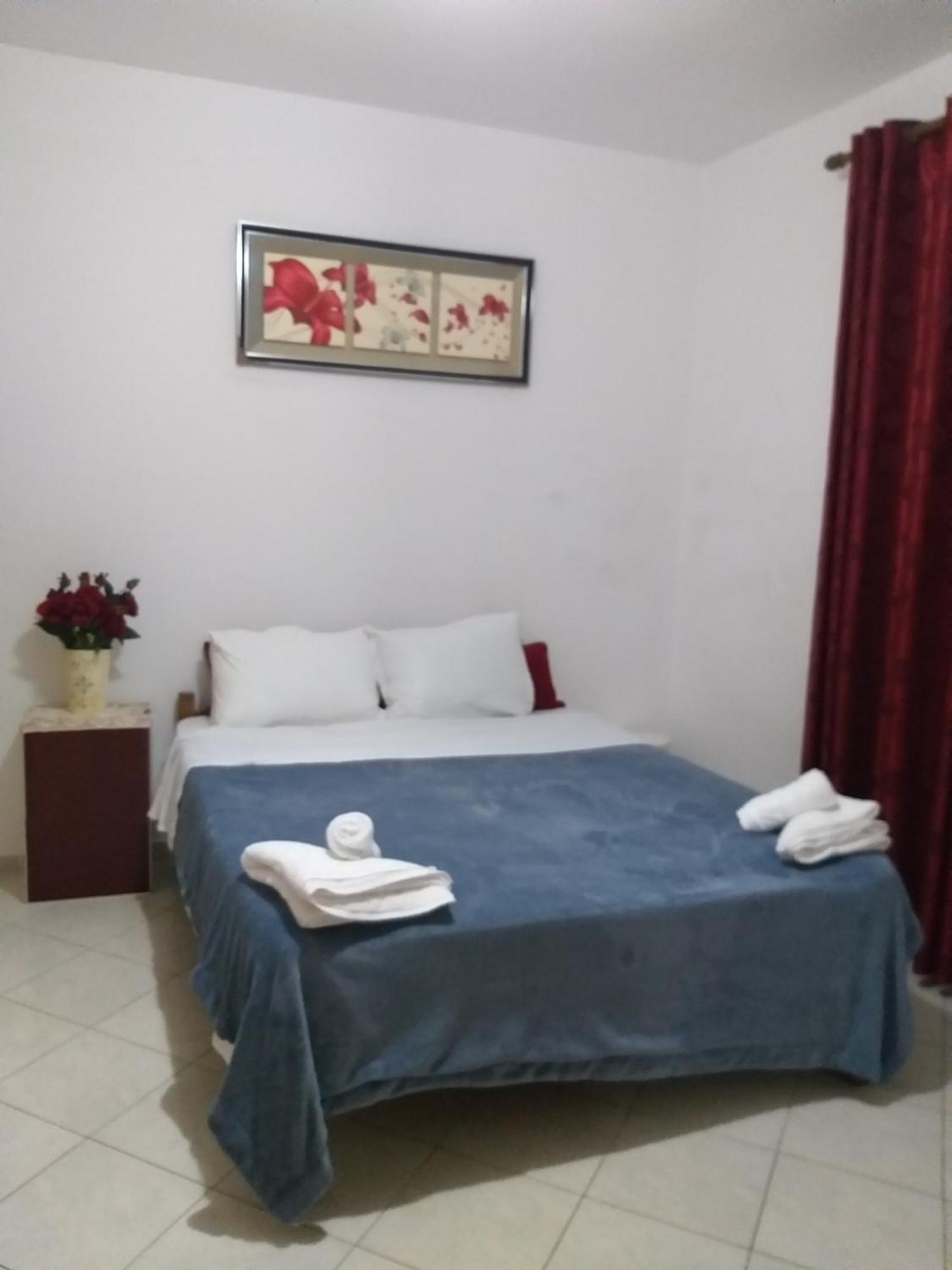 Ersi Apartment Durres Bagian luar foto